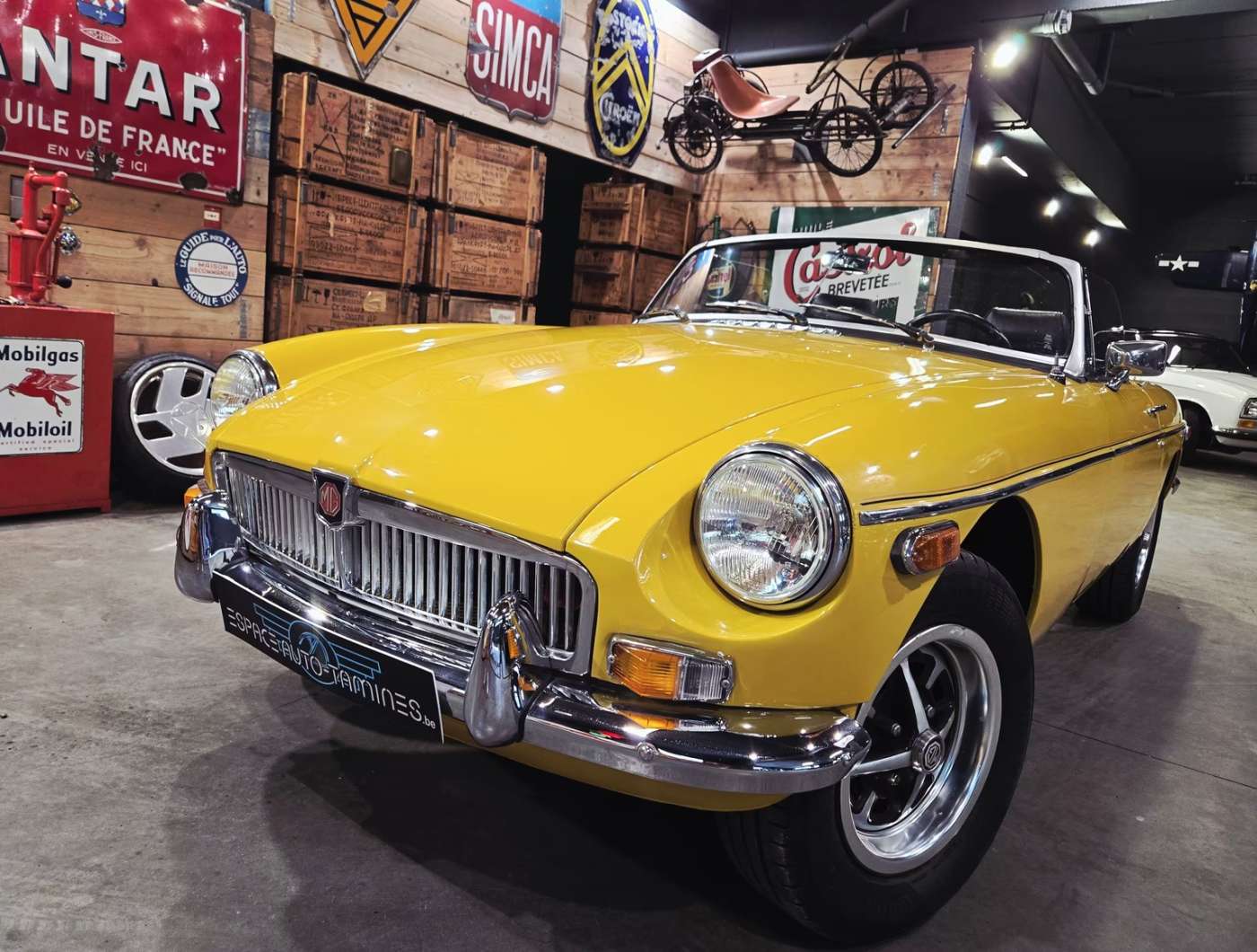 MG B