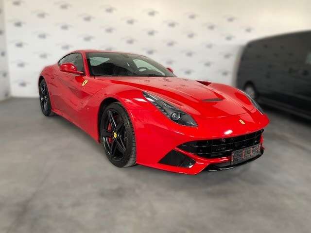 Ferrari F12