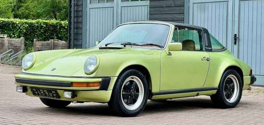 Porsche 911