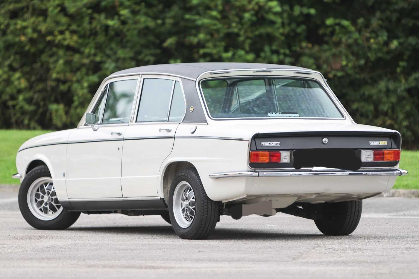 Triumph Dolomite