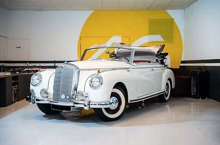 Mercedes-Benz 300