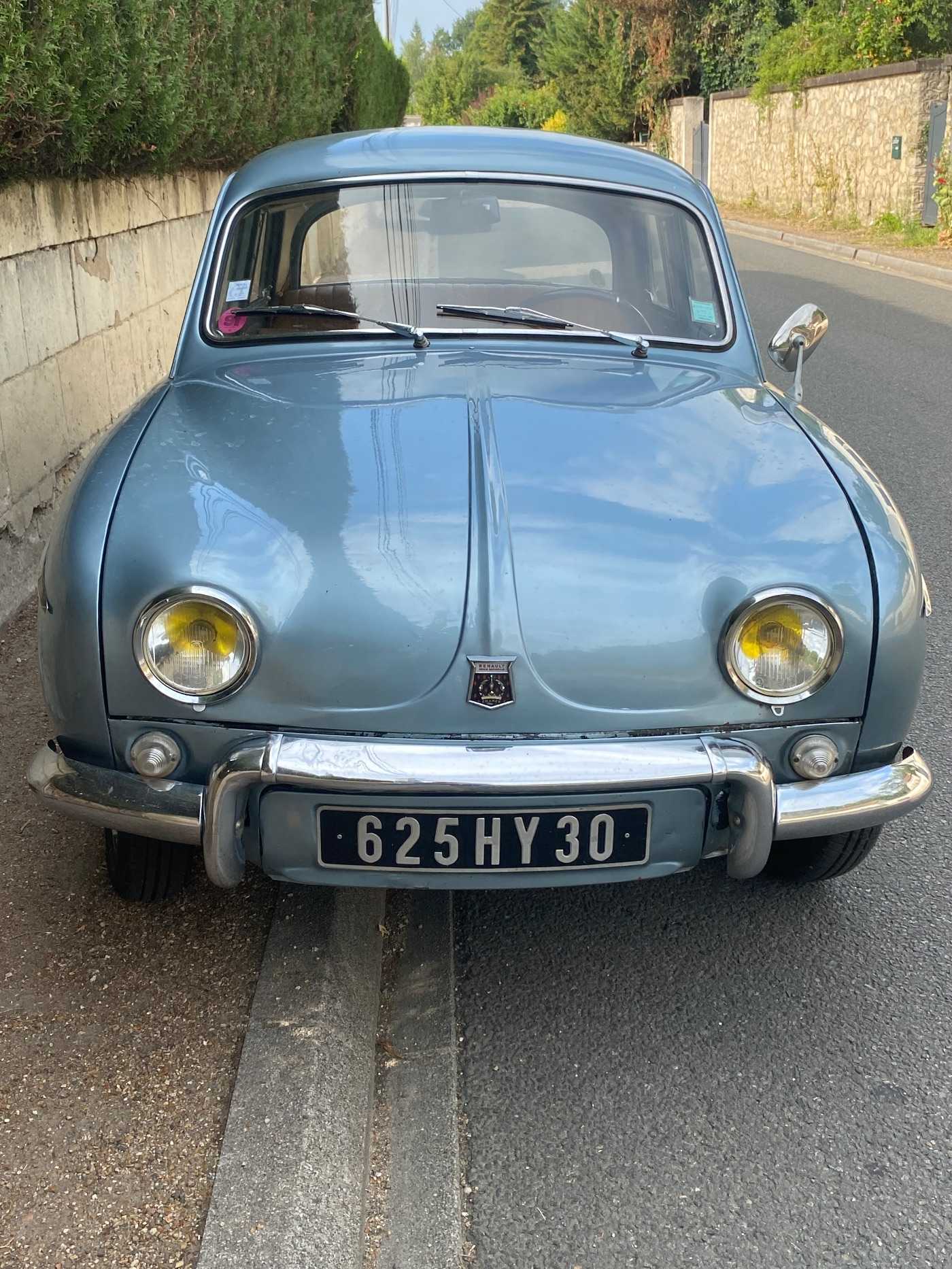 Renault Dauphine