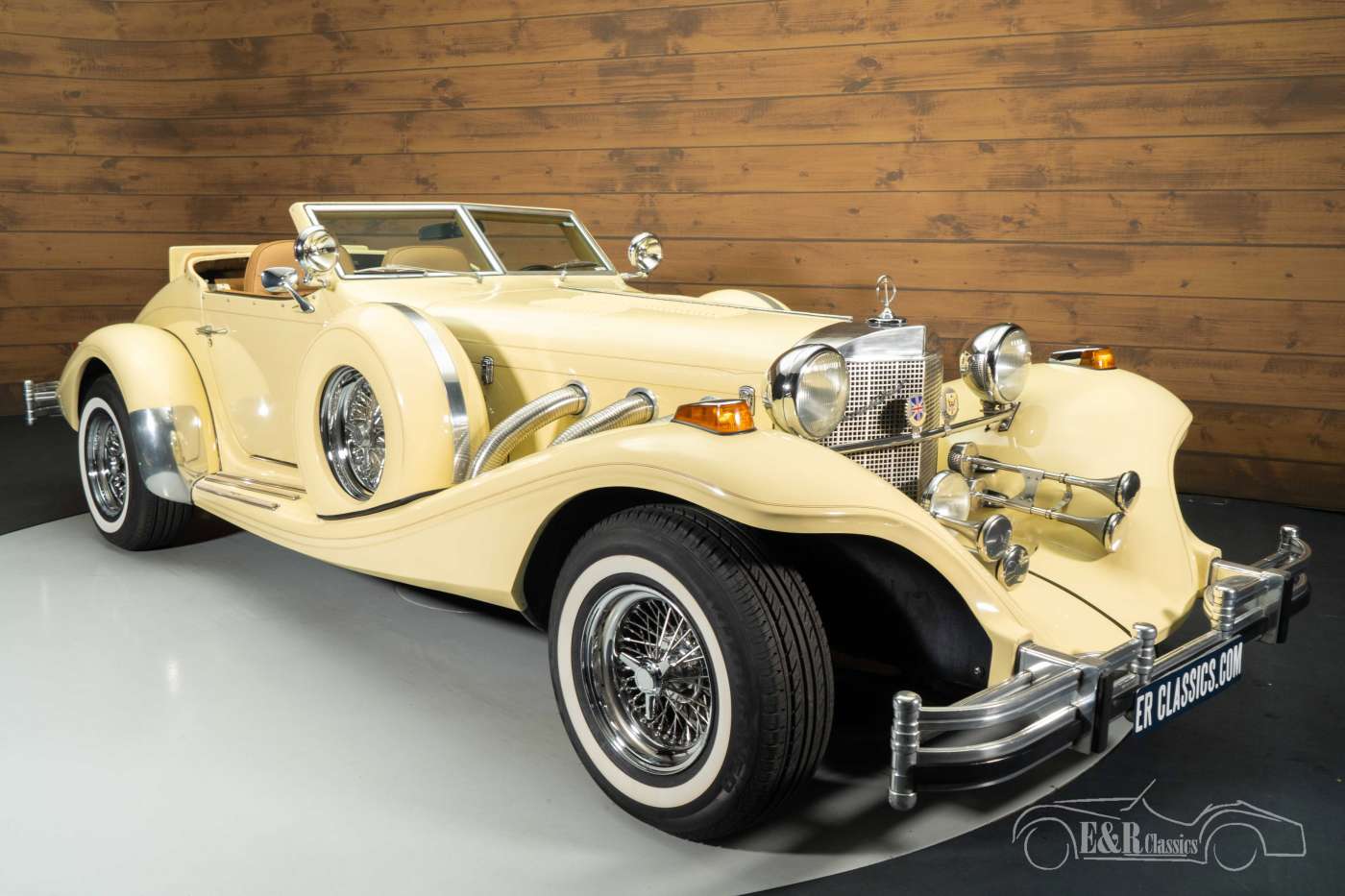 Excalibur Roadster