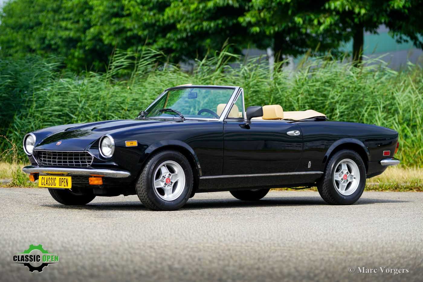 Fiat 124 Spider