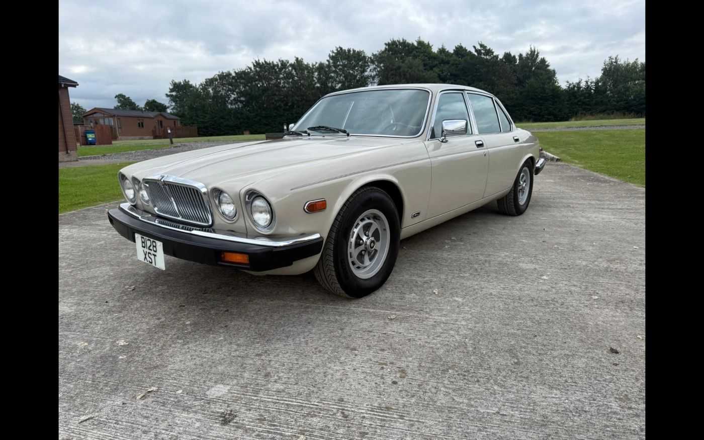 Jaguar Série - XJ