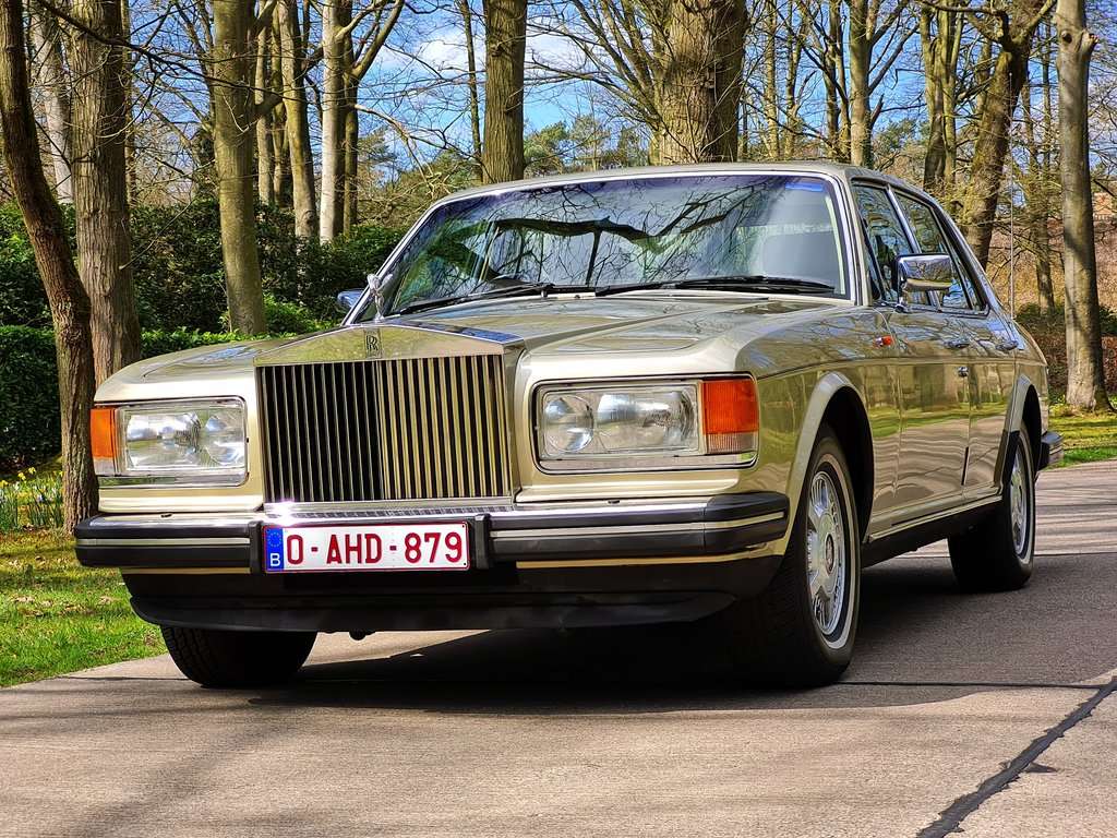 Rolls-Royce Silver Spirit