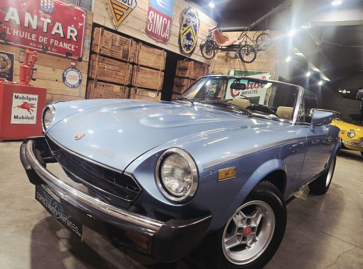 Fiat 124 Spider