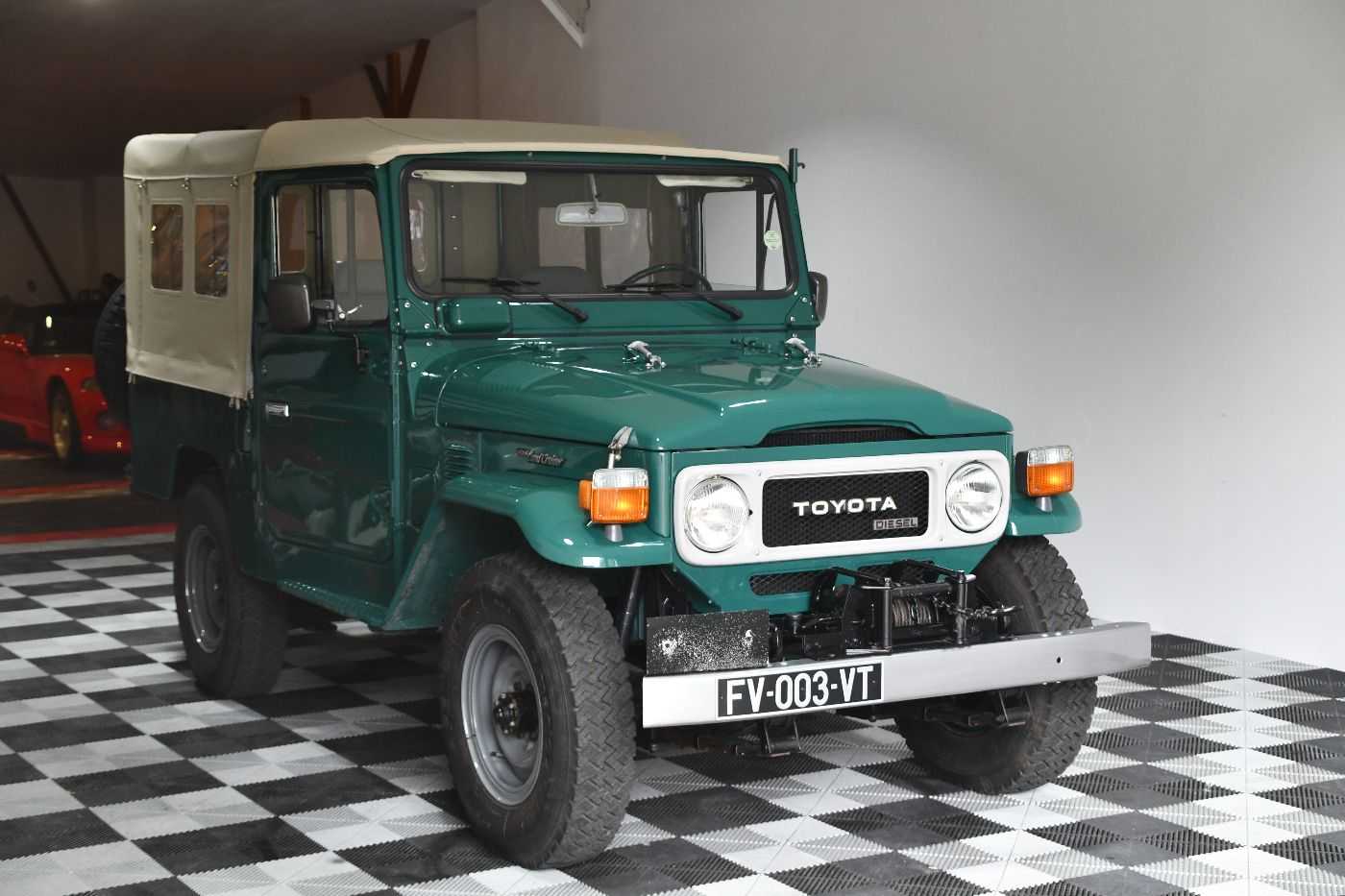 Toyota Land Cruiser