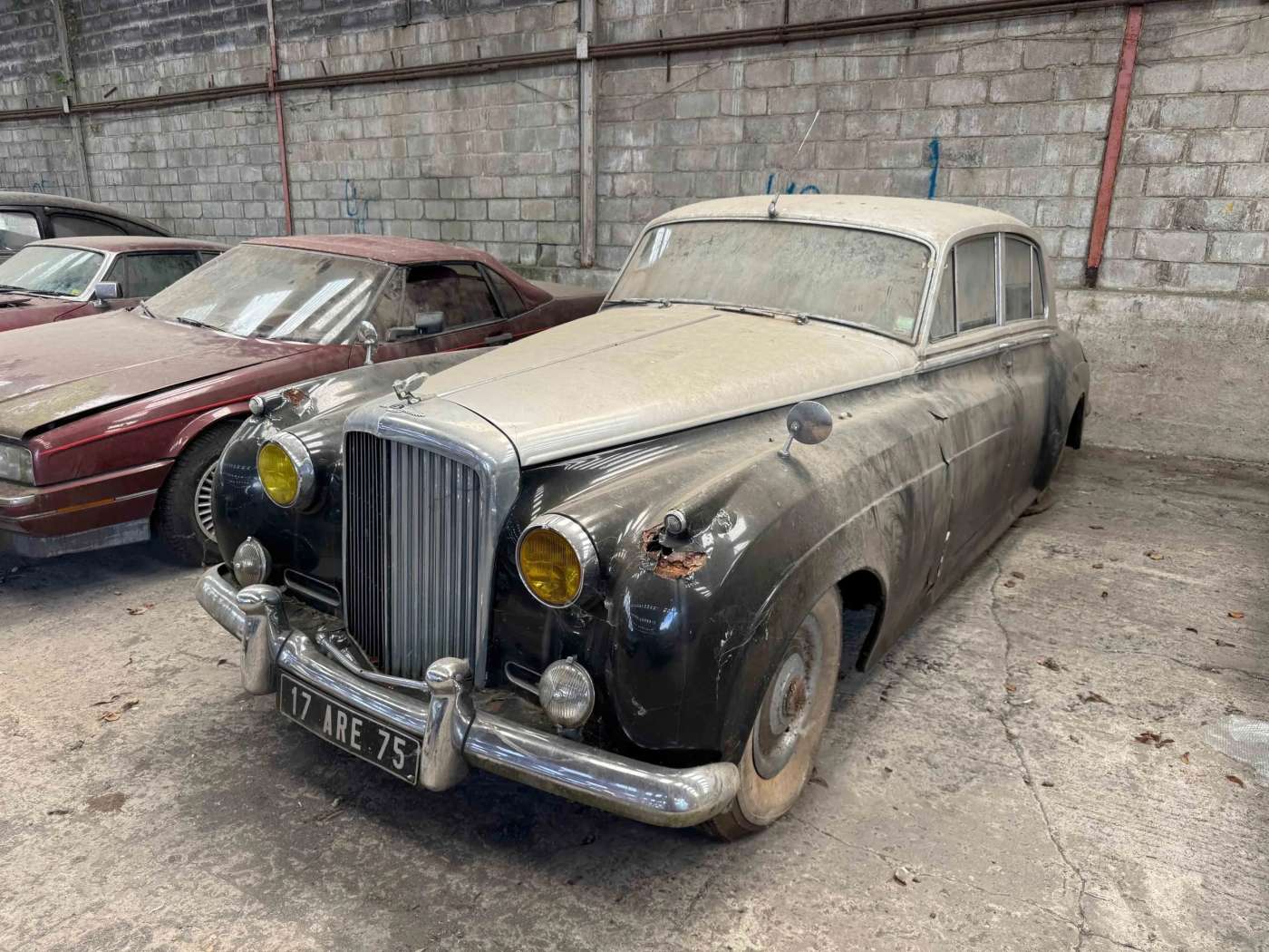 Bentley S1