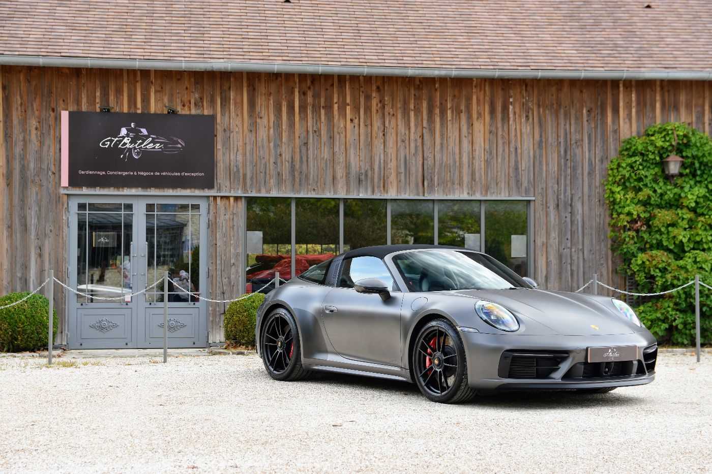 Porsche 992
