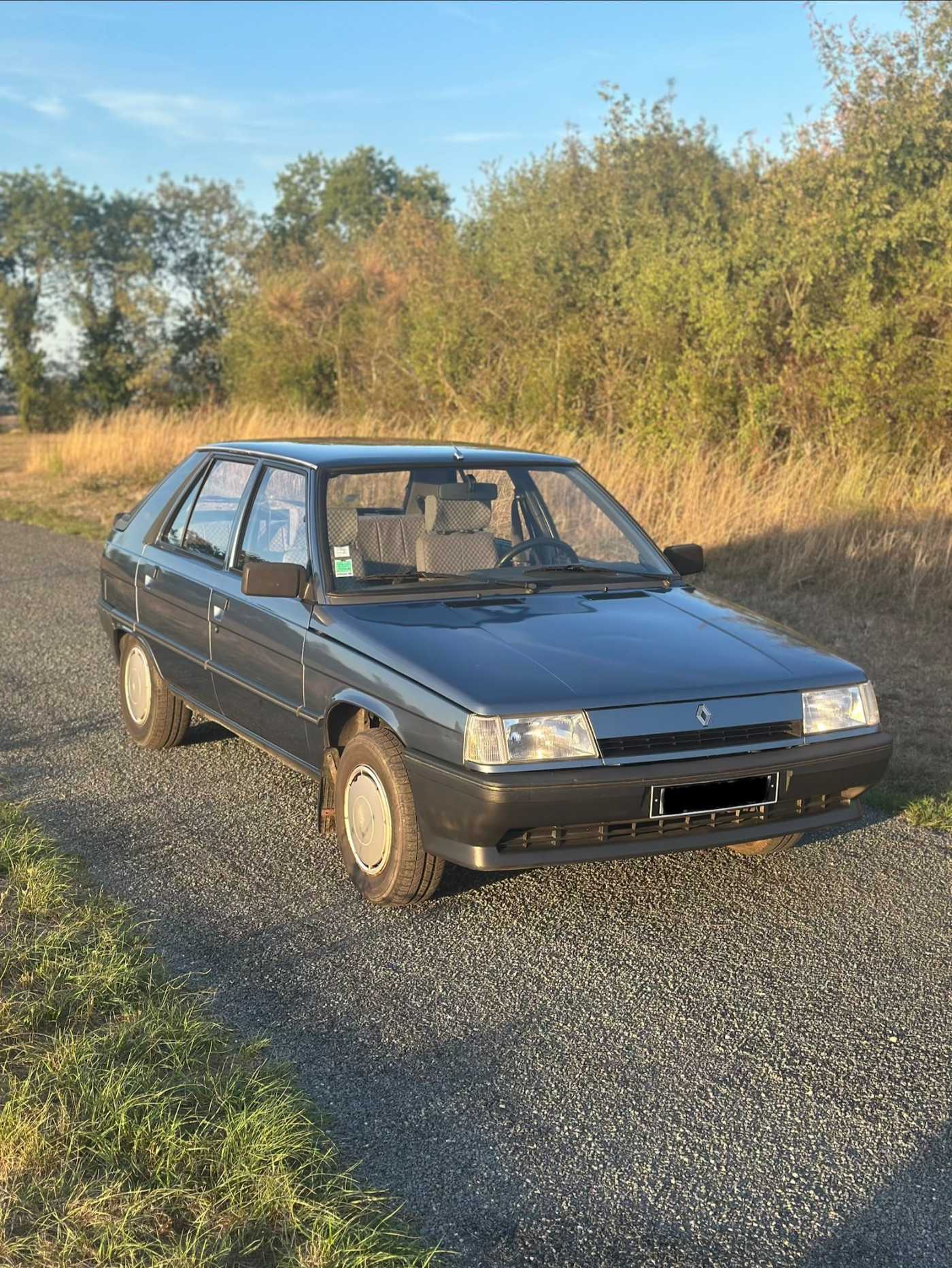 Renault 11