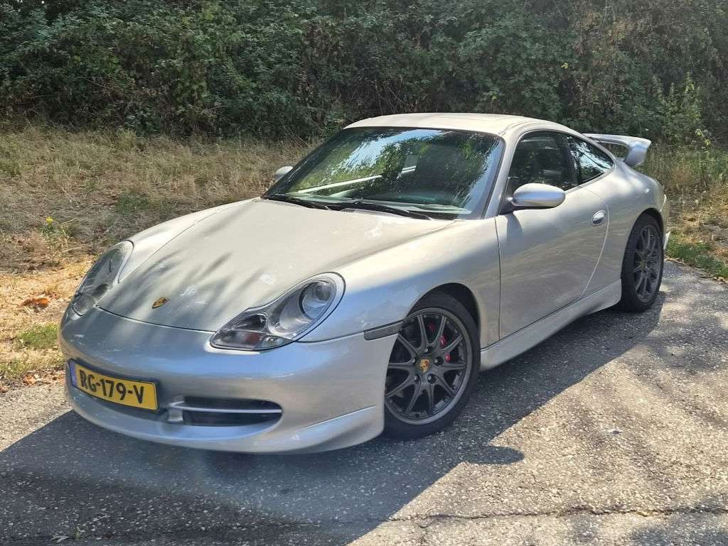 Porsche 996