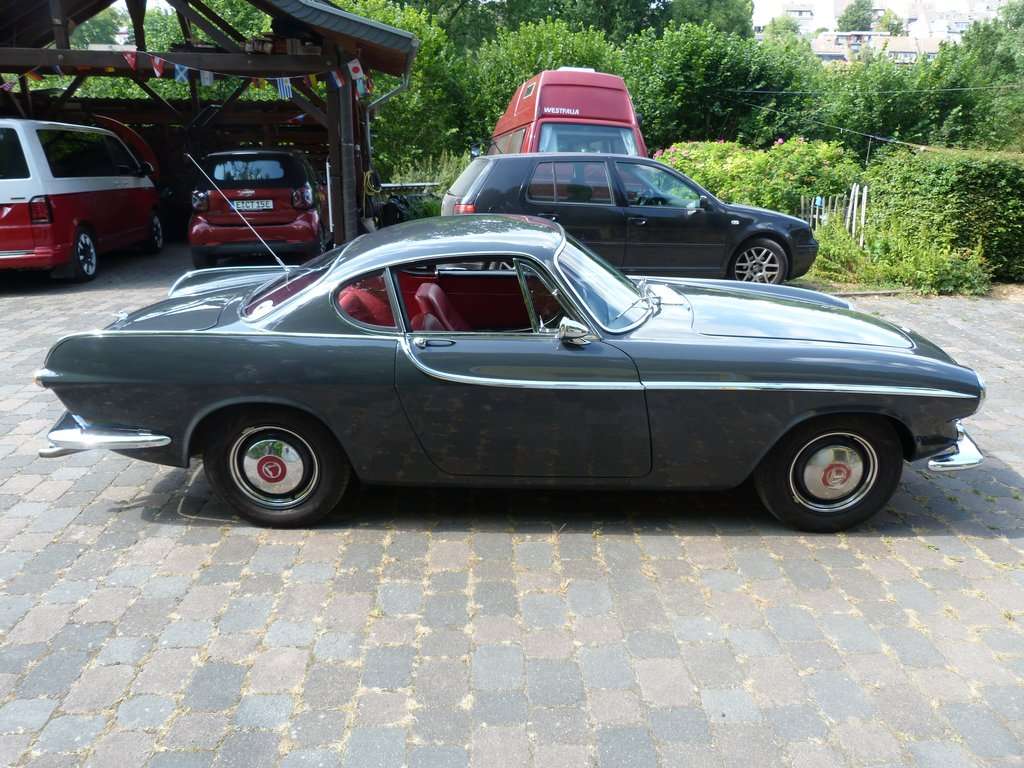 Volvo P 1800