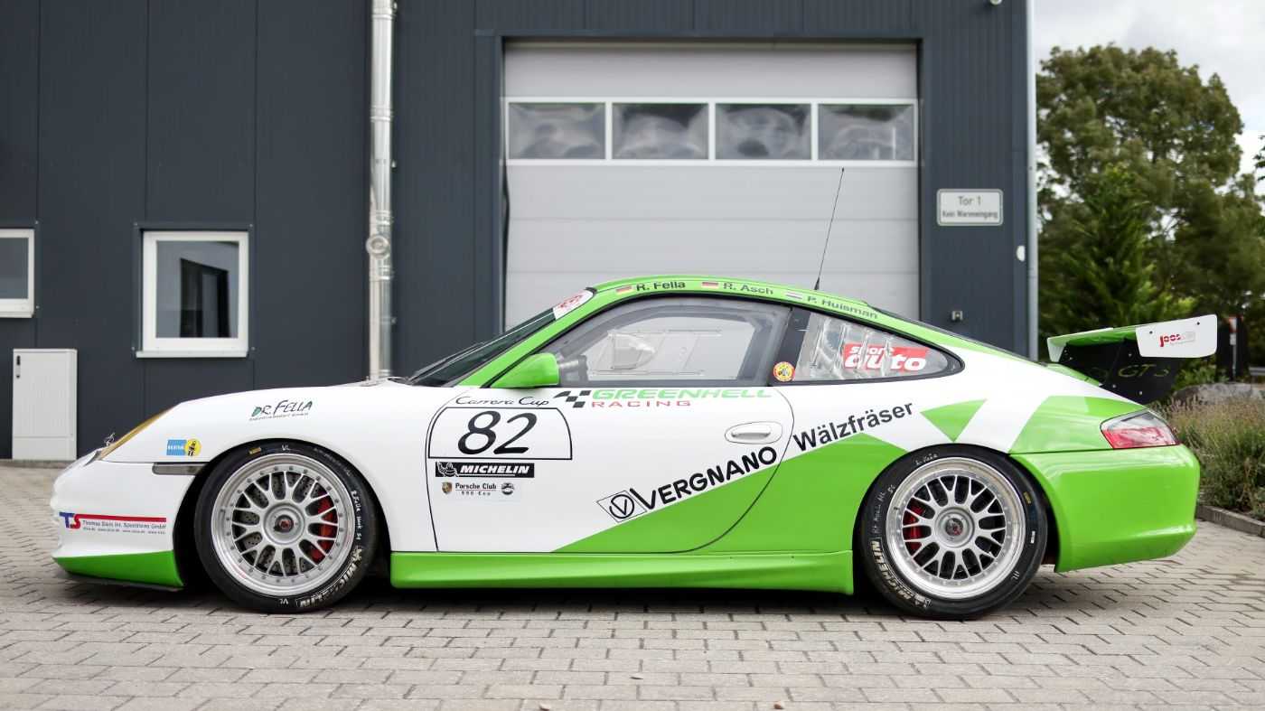 Porsche 996