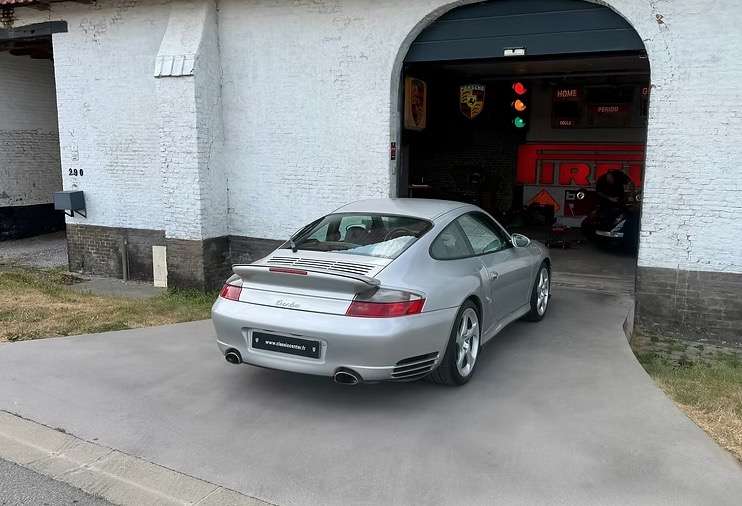 Porsche 996