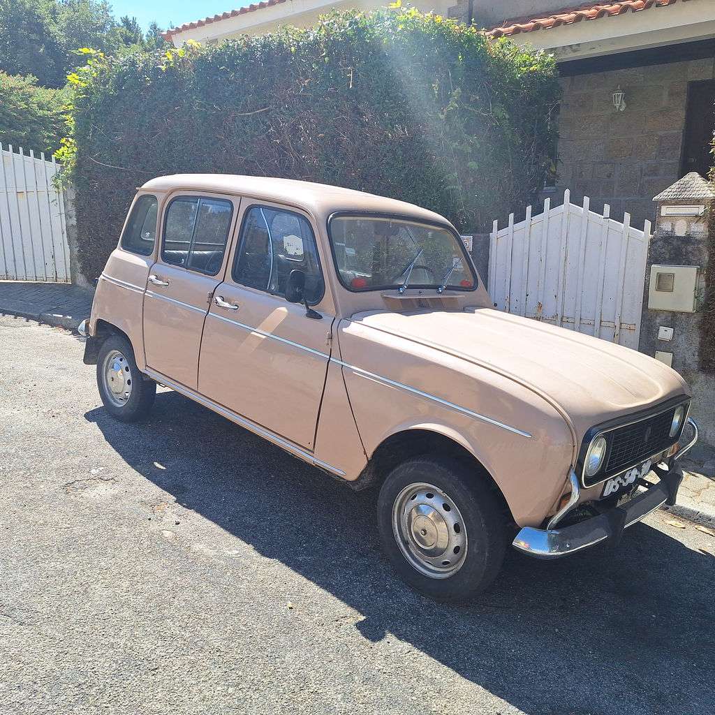 Renault 4