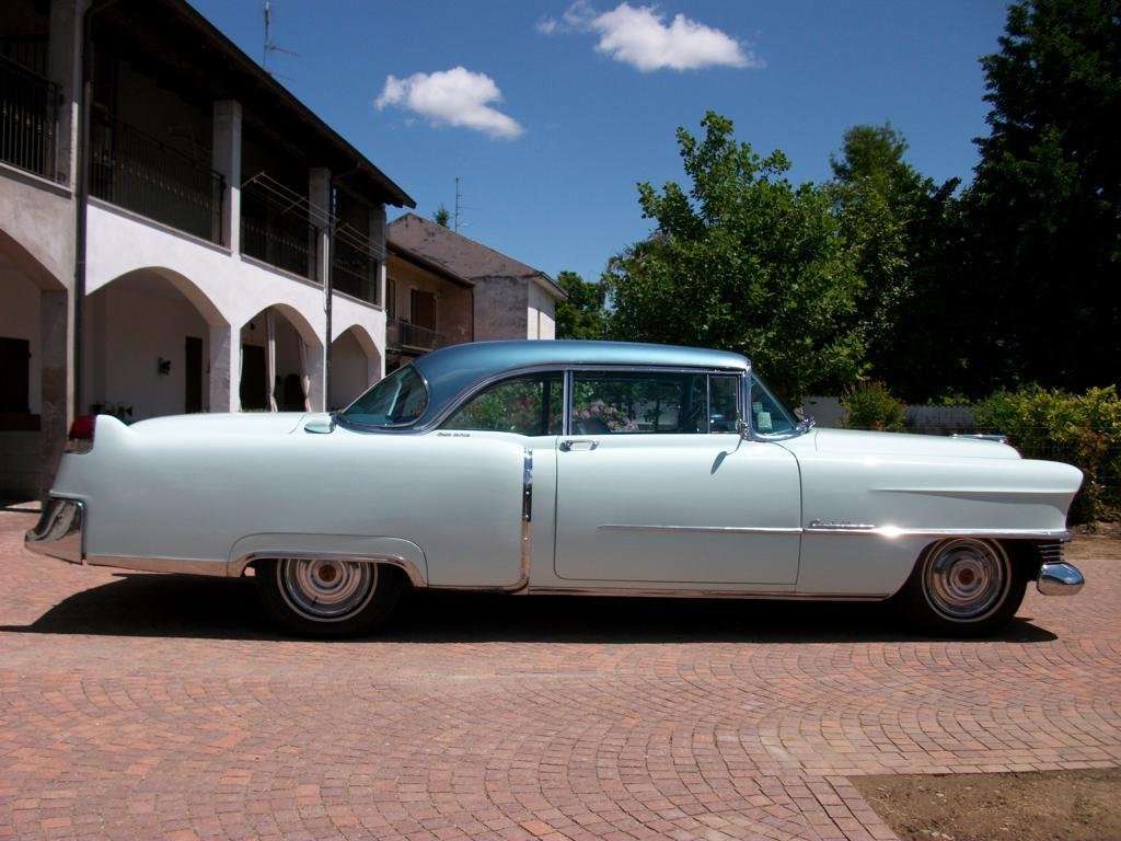 Cadillac De Ville