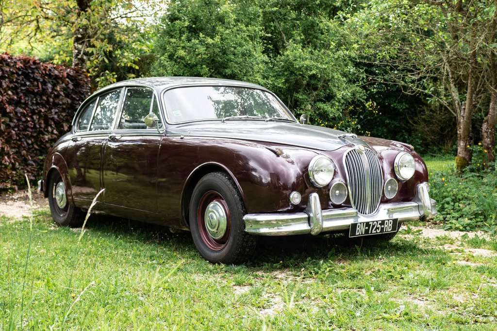 Jaguar MK 2