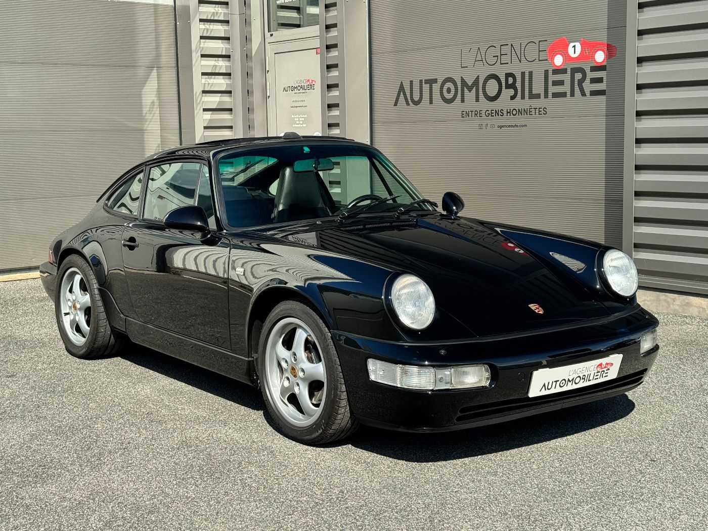 Porsche 964