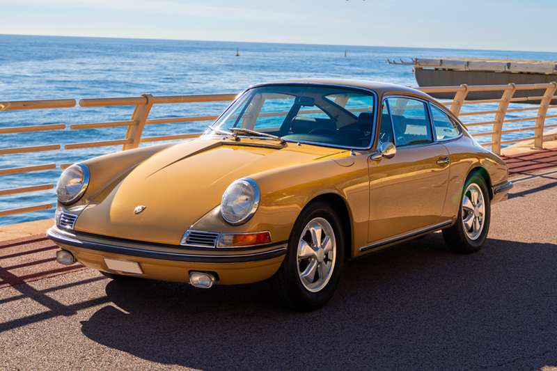 Porsche 911