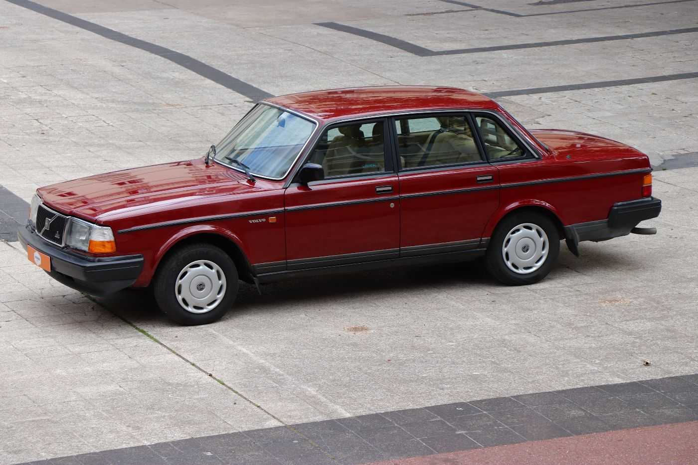 Volvo 240