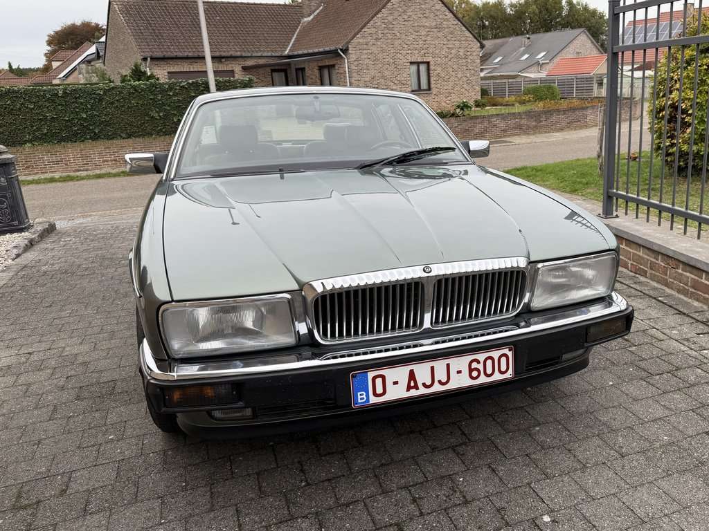 Daimler Série XJ
