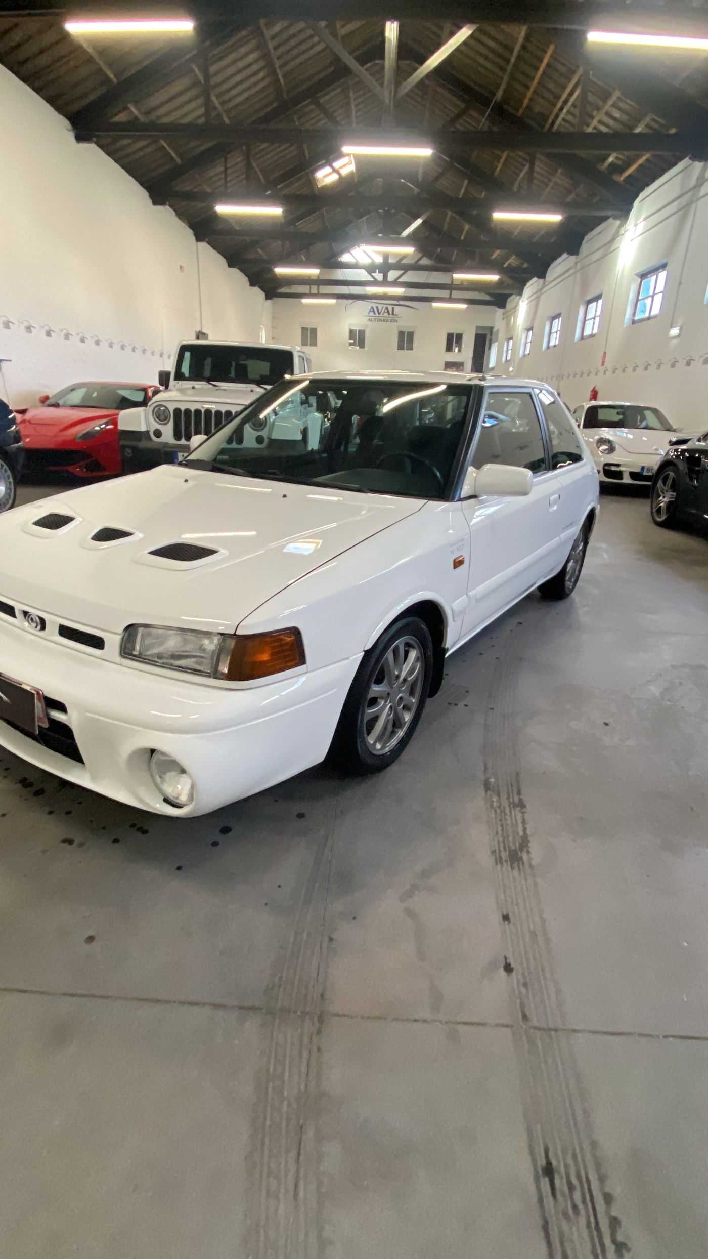 Mazda 323