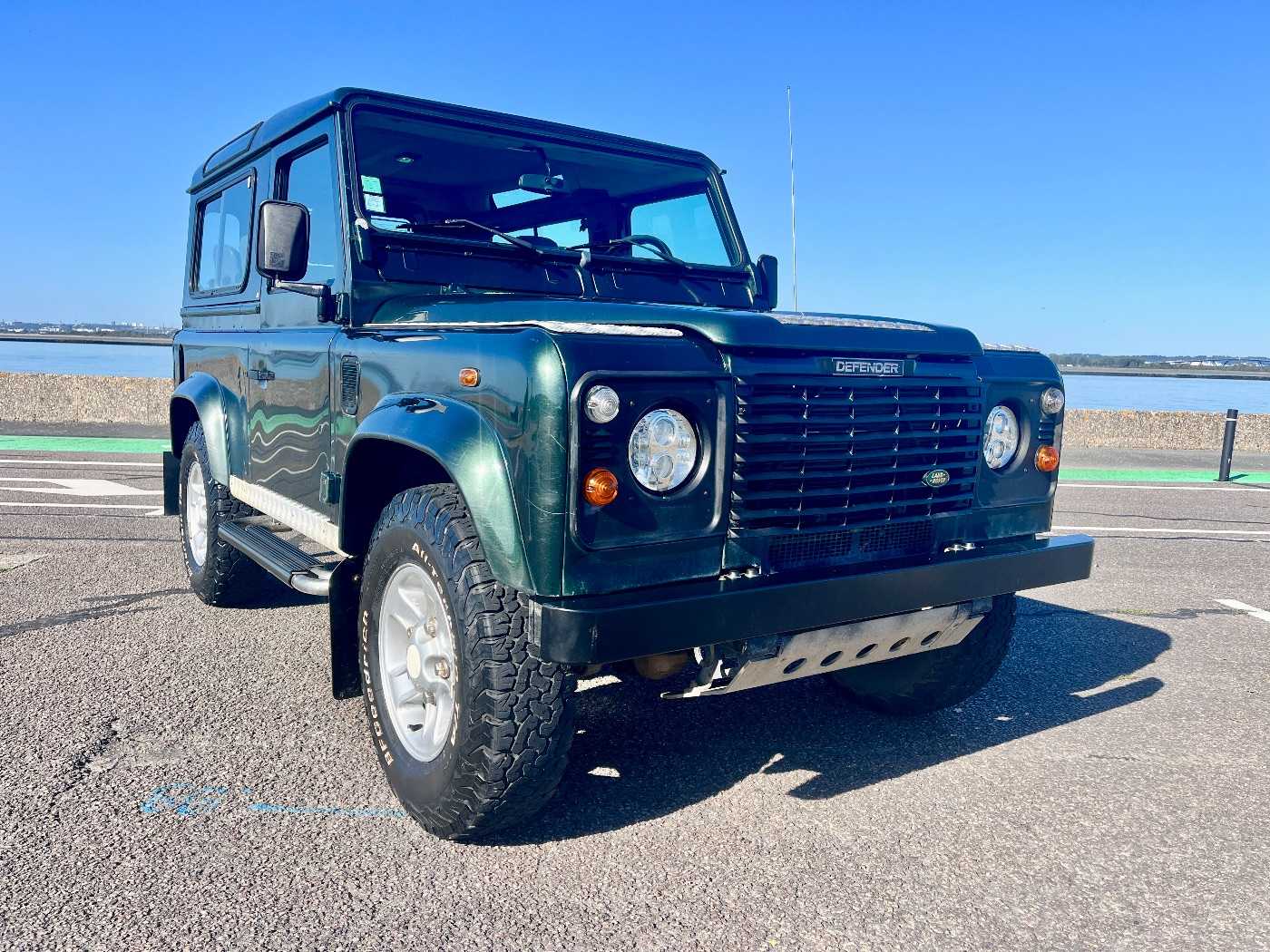 LandRover Defender
