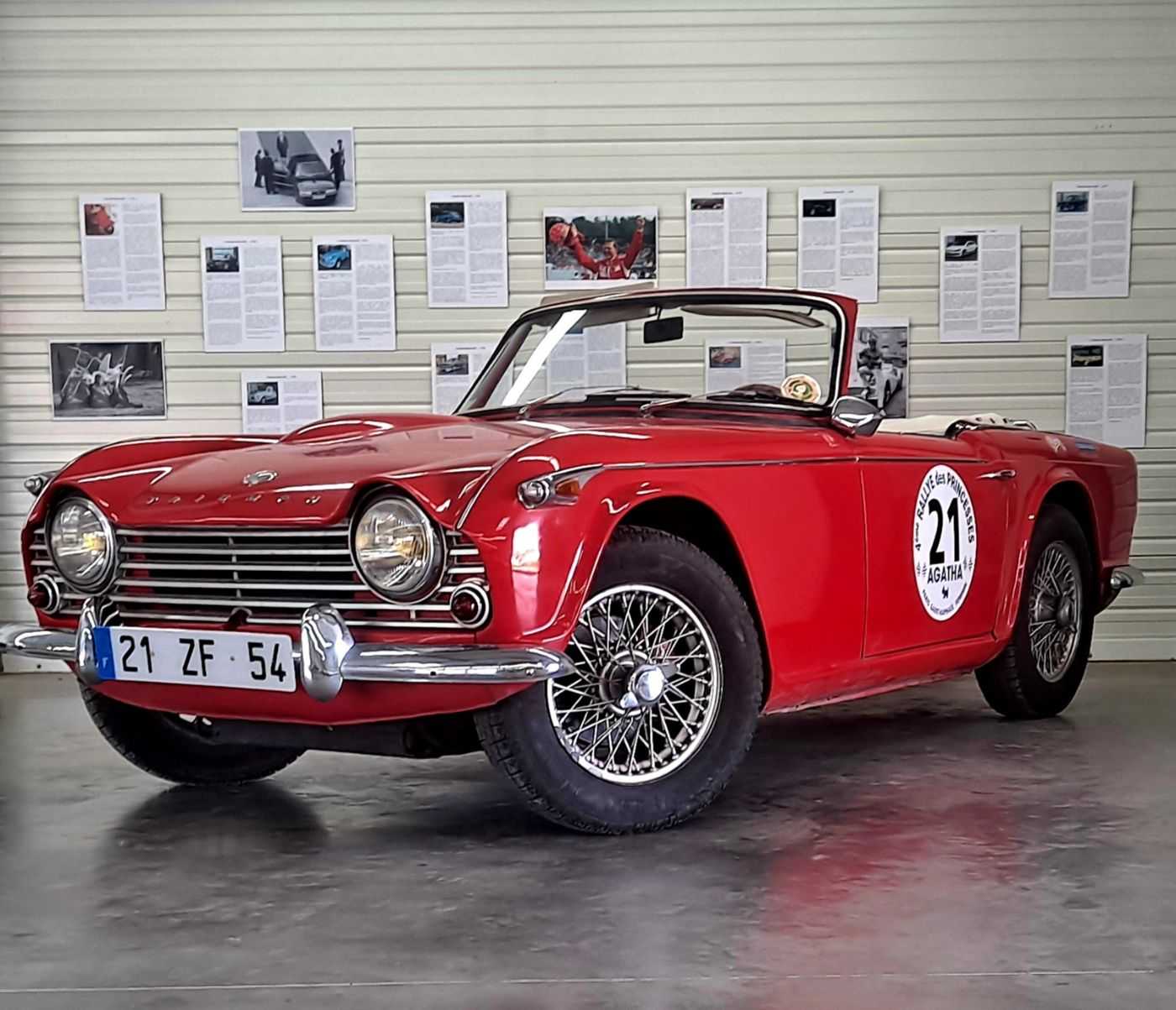 Triumph TR4
