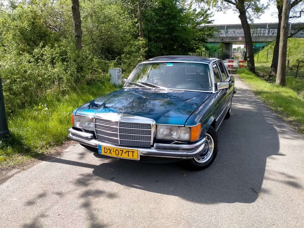 Mercedes-Benz SEL