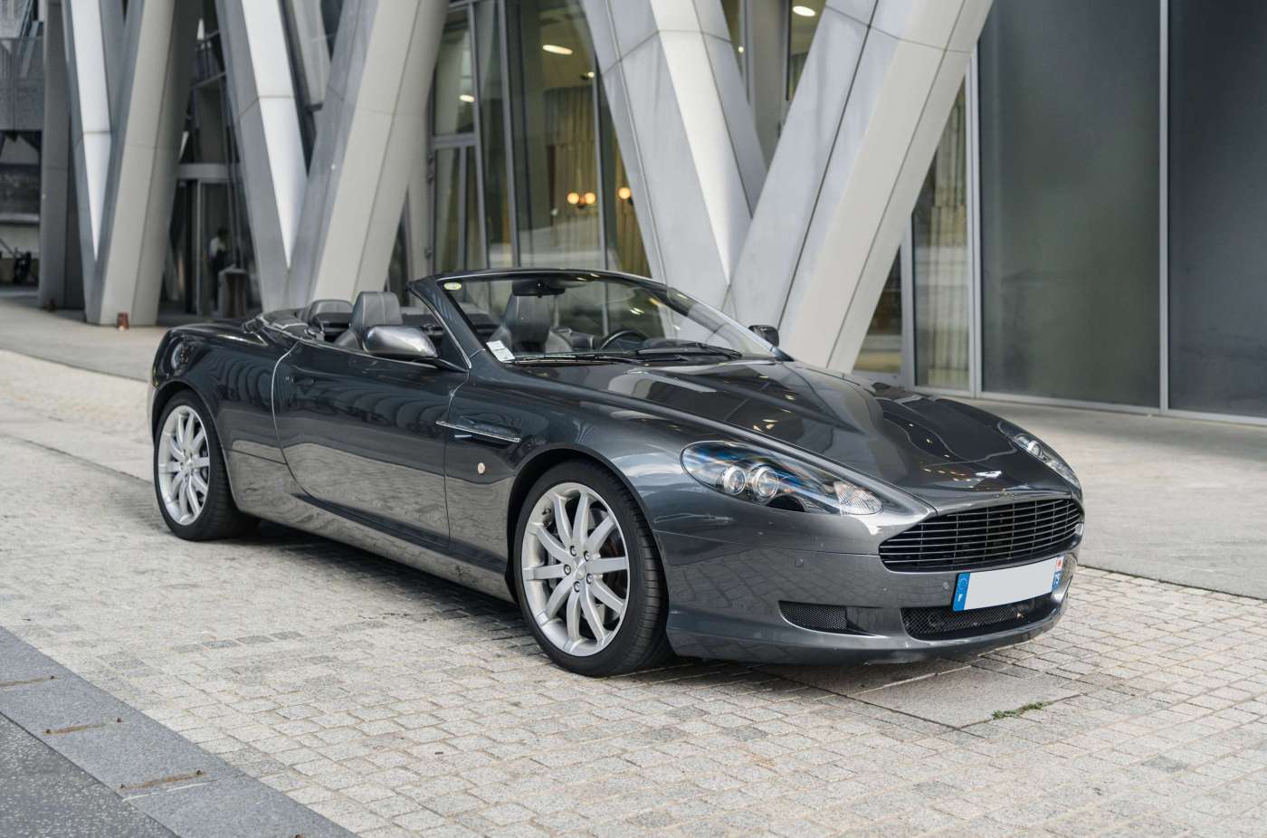 Aston Martin DB
