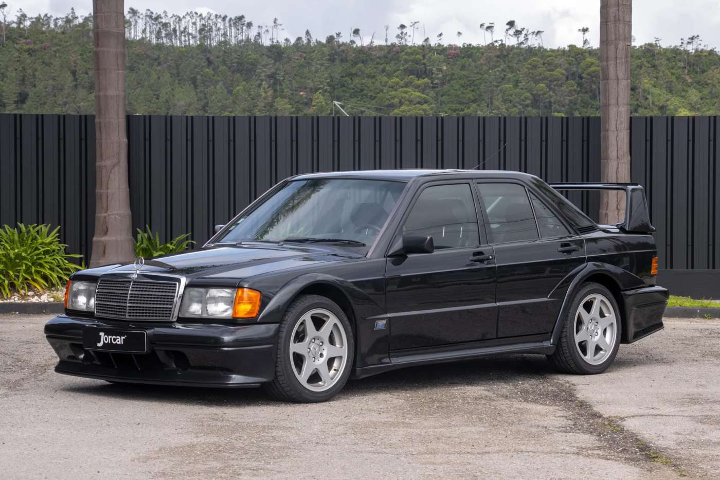 Mercedes-Benz 190 E