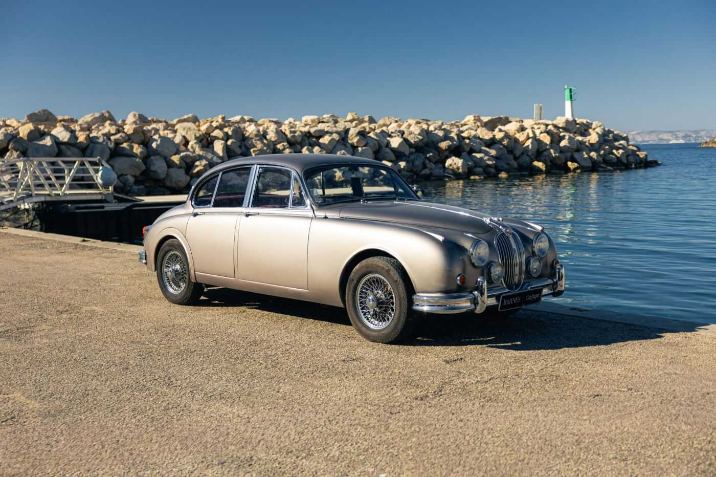 Jaguar MK 2