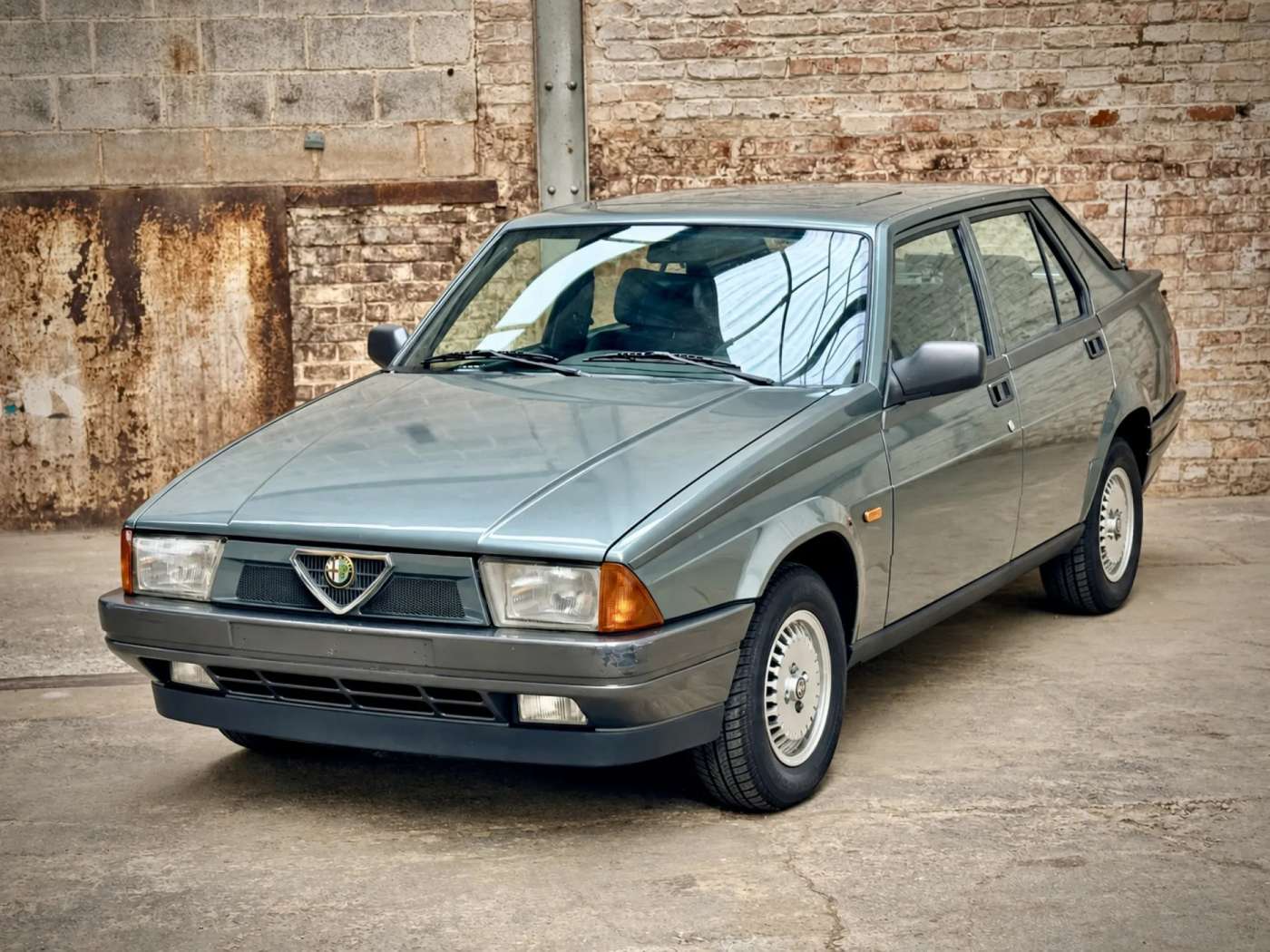 Alfa Roméo 75