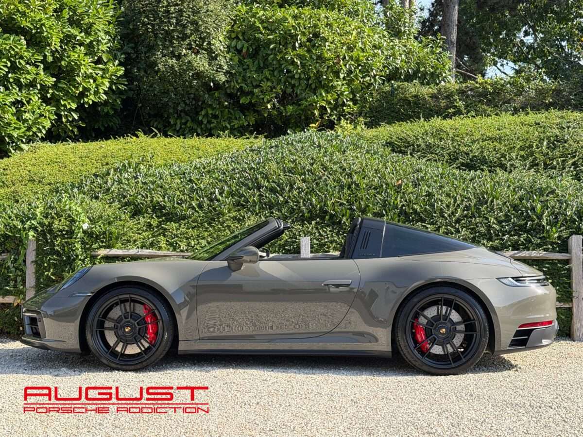 Porsche 992