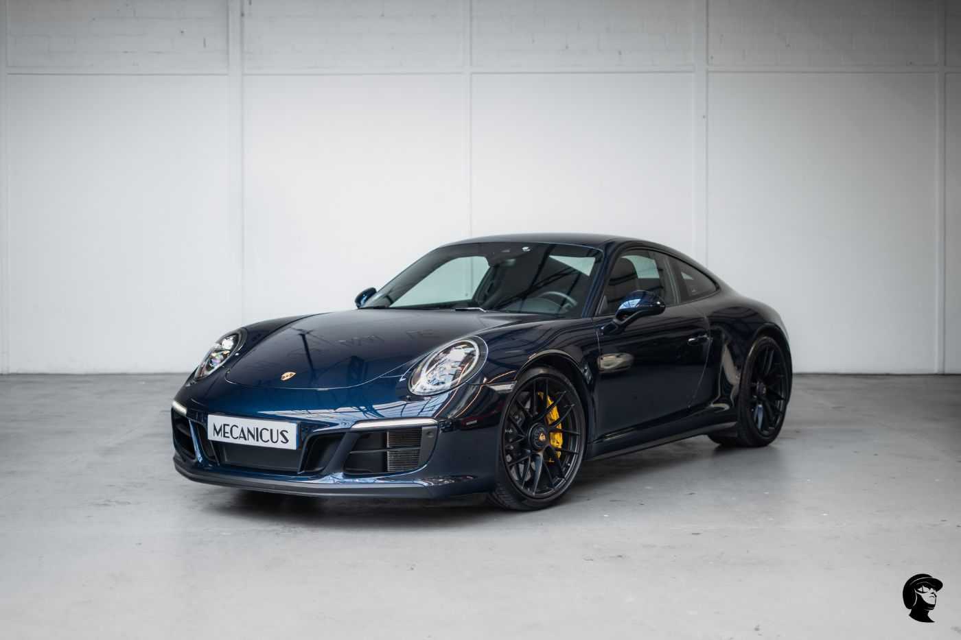 Porsche 992