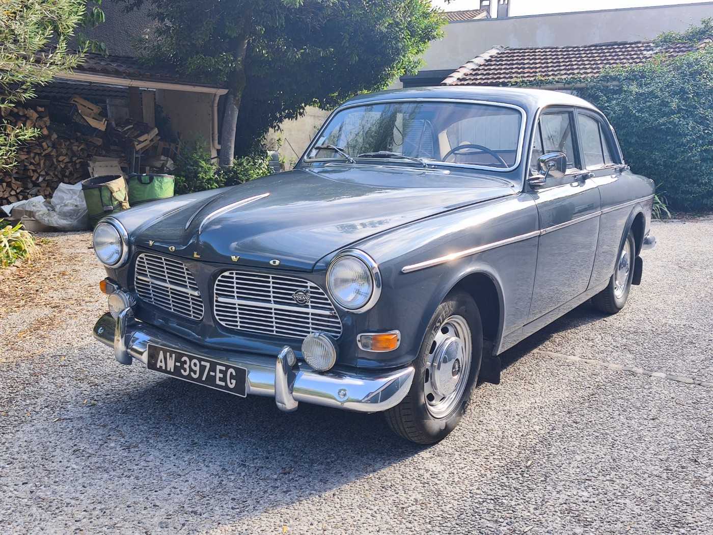 Volvo 122
