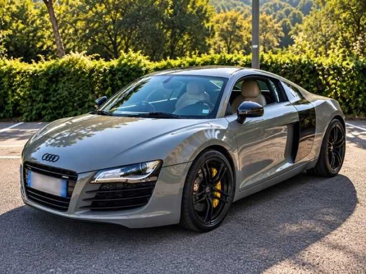 Audi R8