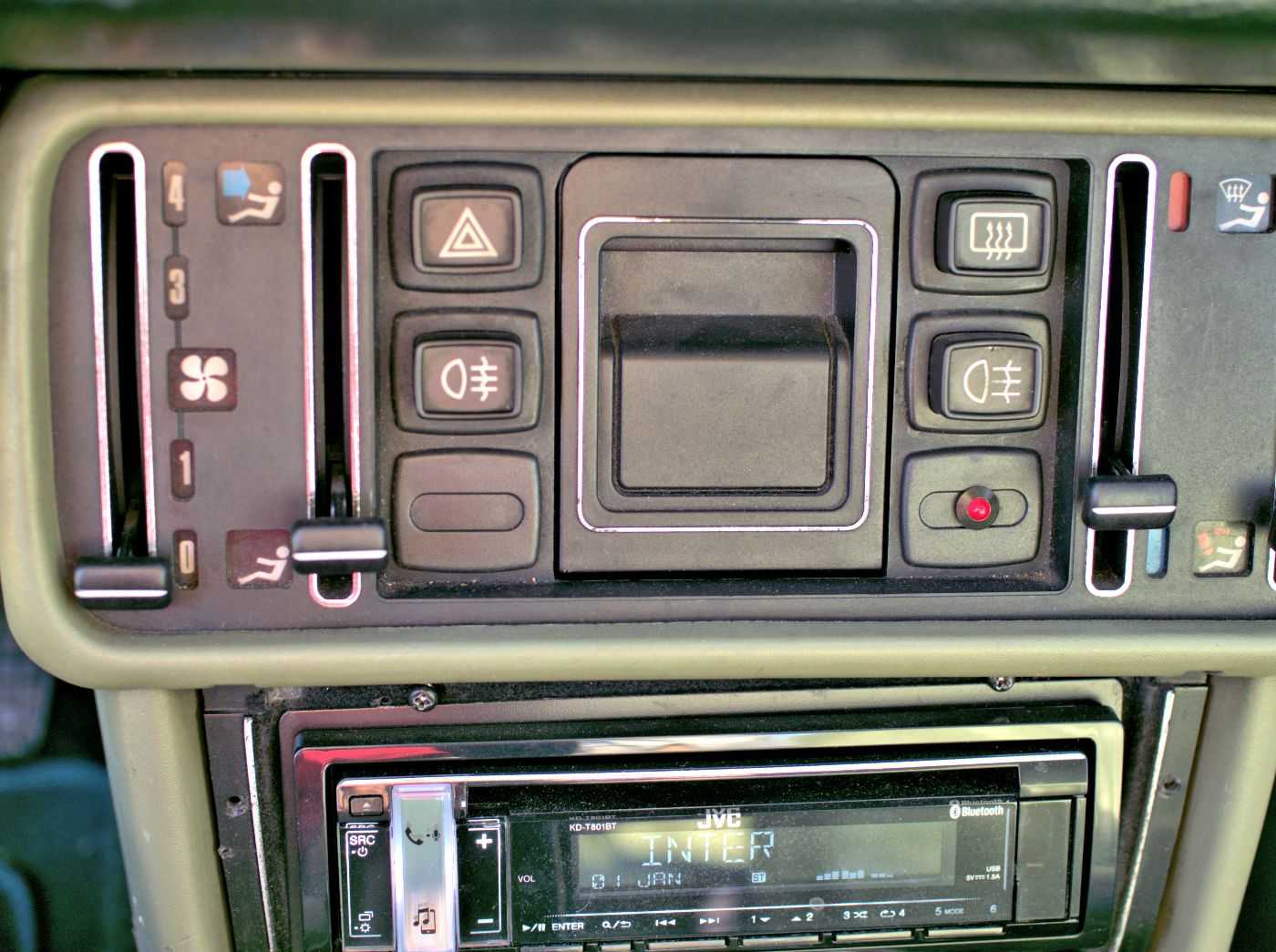 Peugeot 505