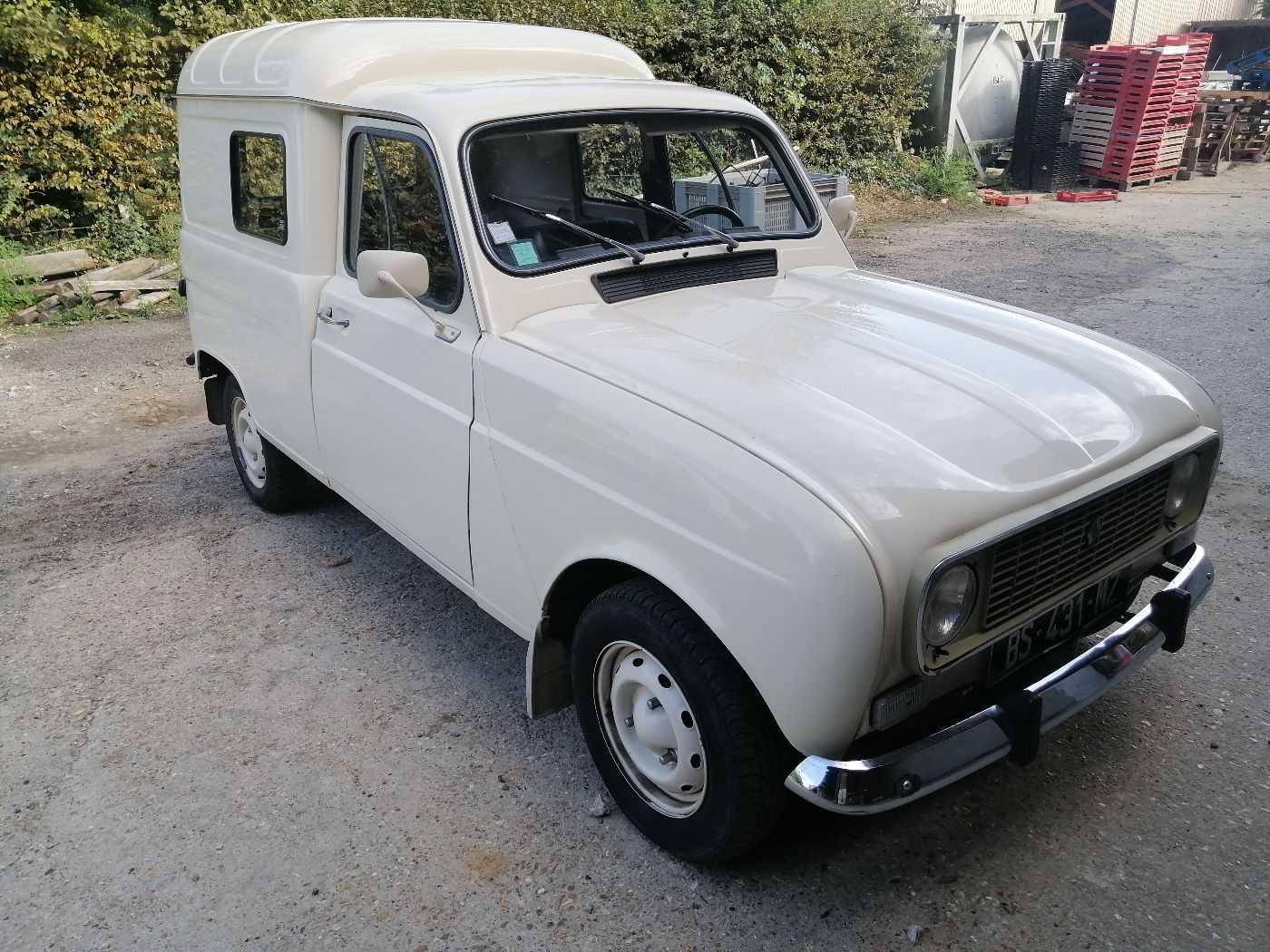 Renault 4
