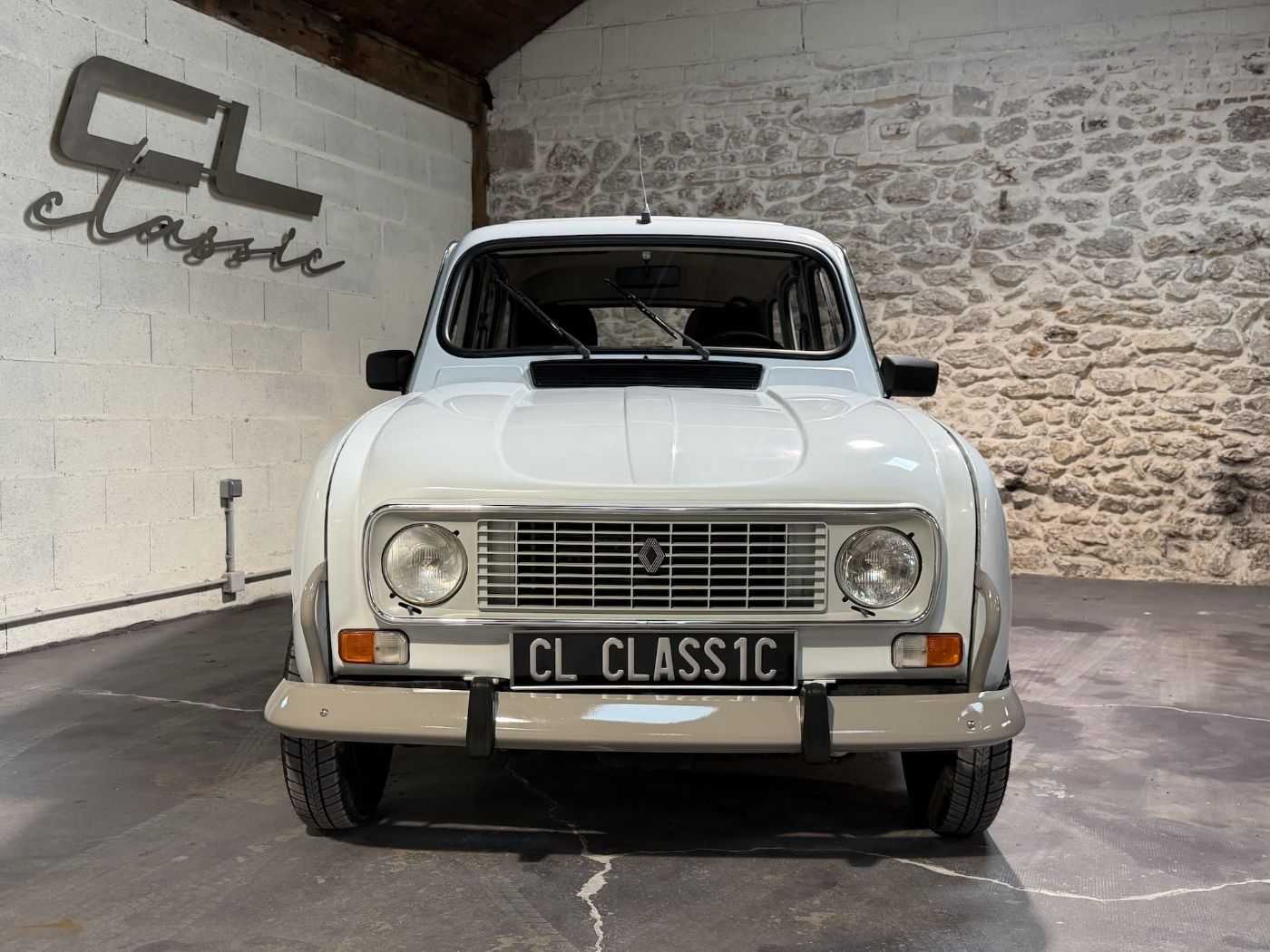 Renault 4