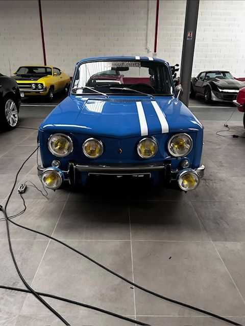 Renault R8