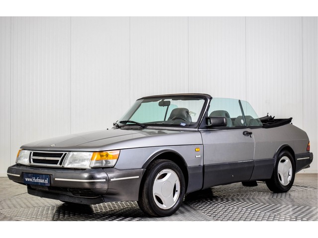 Saab 900