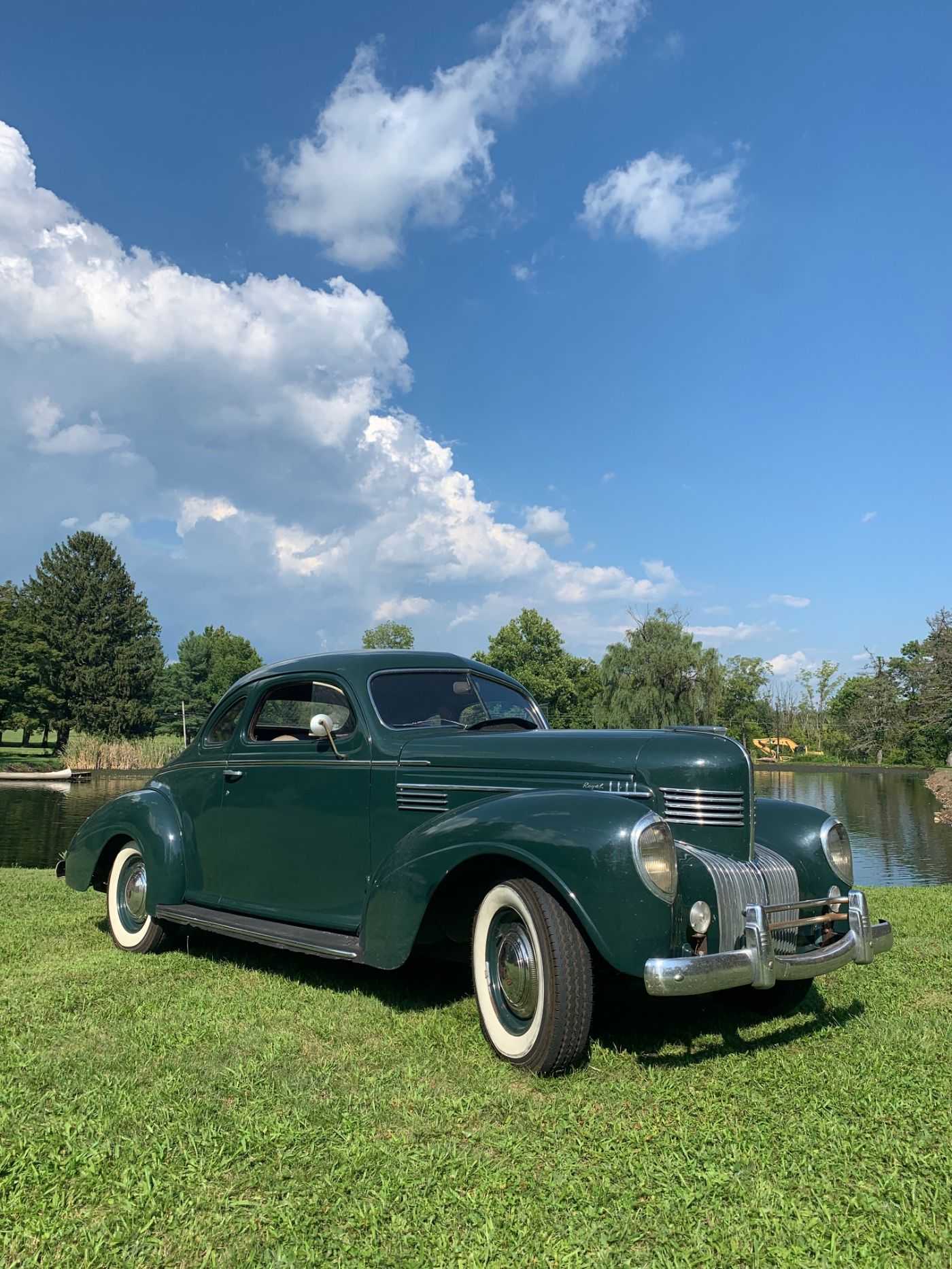Chrysler Royal