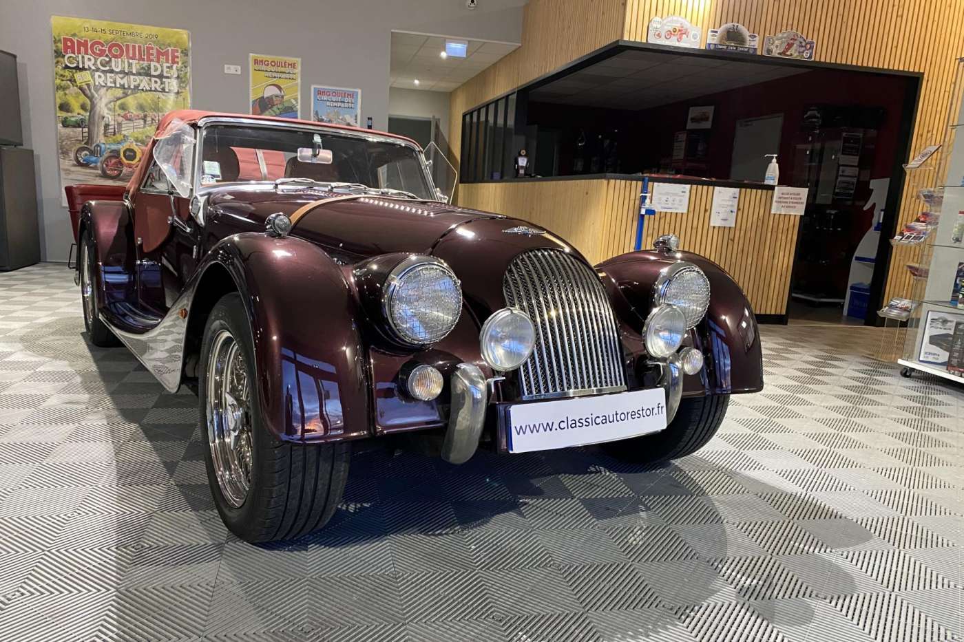 Morgan +8