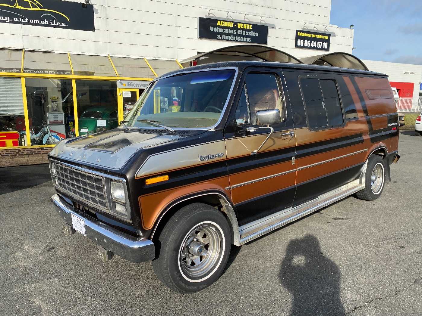 Ford cheap explorer vans
