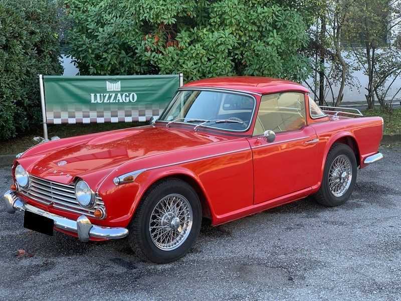 Triumph TR4