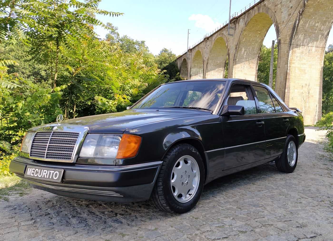 Mercedes-Benz 250