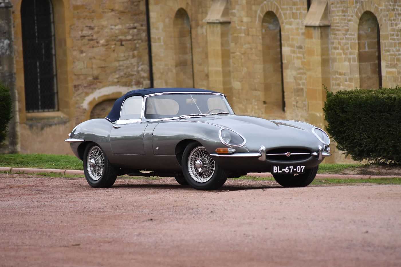Jaguar Type E