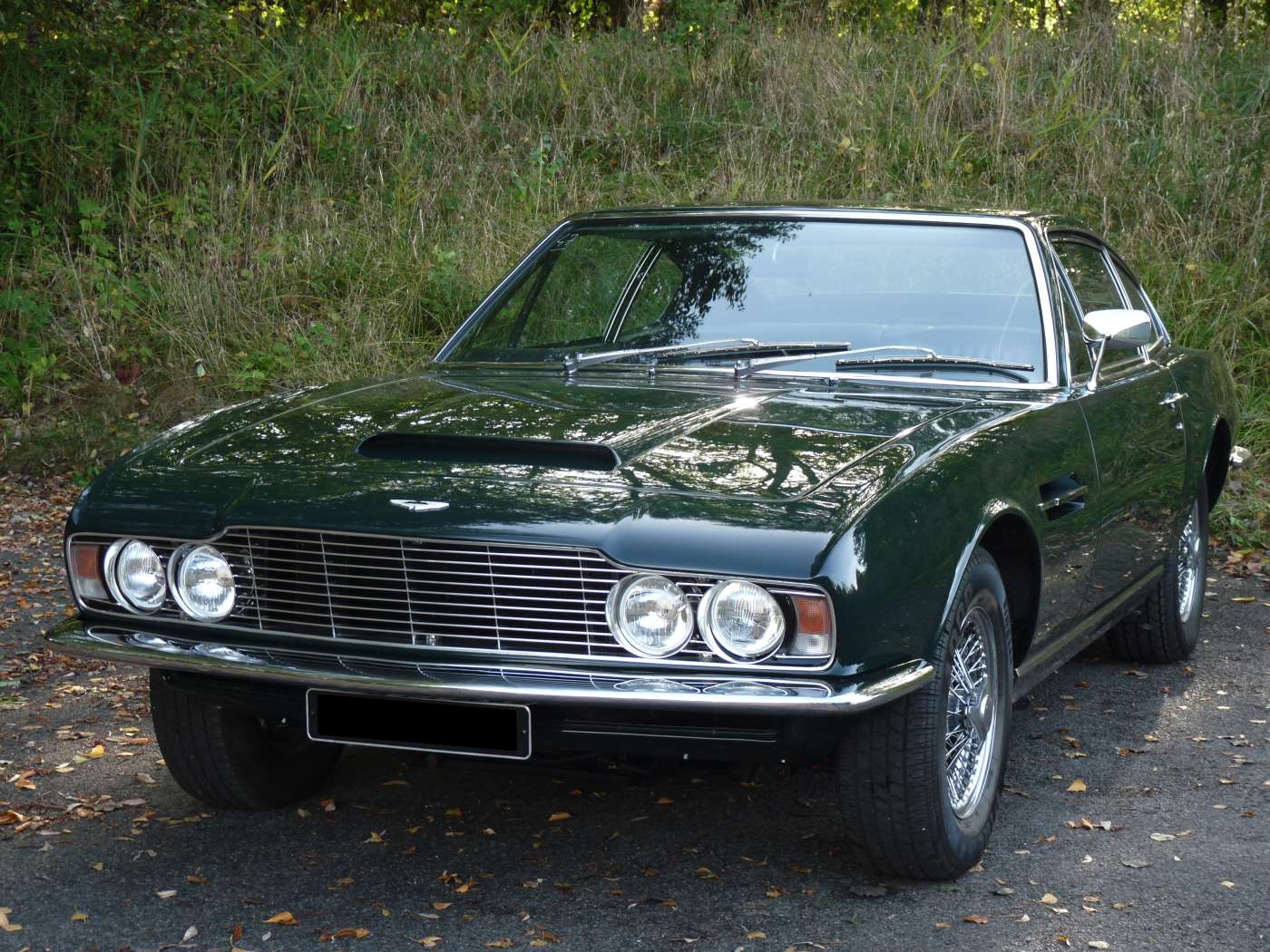 Aston Martin DB